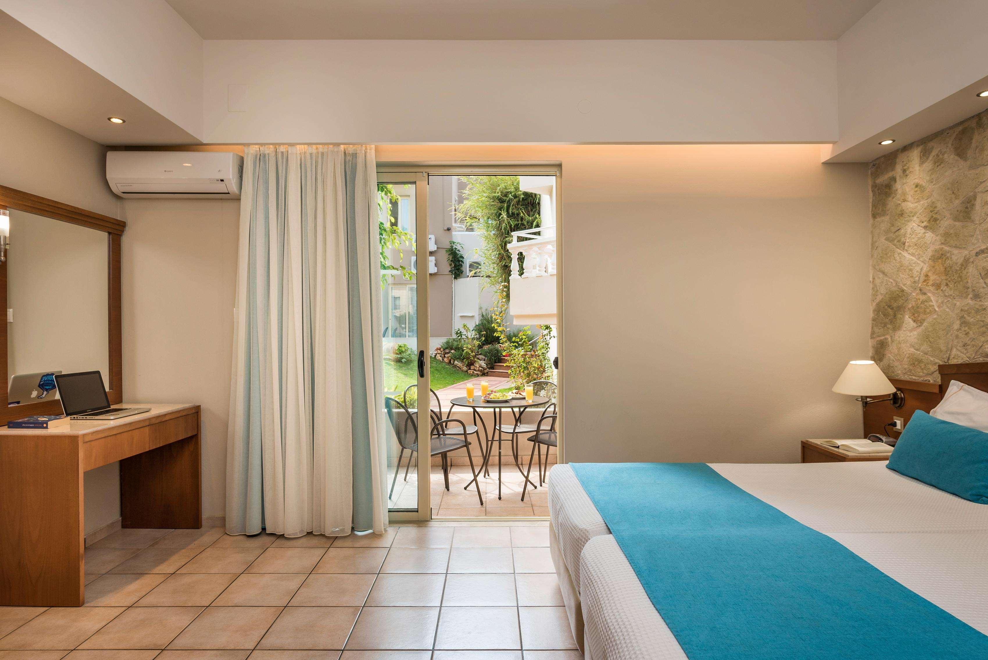 Elotis Suites (Adults Only) Agia Marina Exterior foto